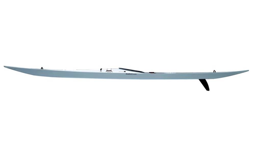 Seabird Black Pearl LV – smal grönlandskajak i glasfiber med låg volym och traditionell design