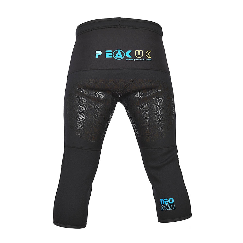 Baksida av Peak UK Strides neoprenbyxor – tekniskt underställ för kajak och kall paddling
