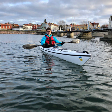 Seabird Expedition 527 – långfärdskajak i glasfiber med roder för turer med mycket packning