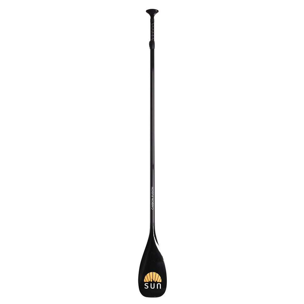 SUN Carbon Fusion – 2-delad SUP-paddel i kolfiberkomposit, lätt och styv för effektiv paddling med justerbar längd.