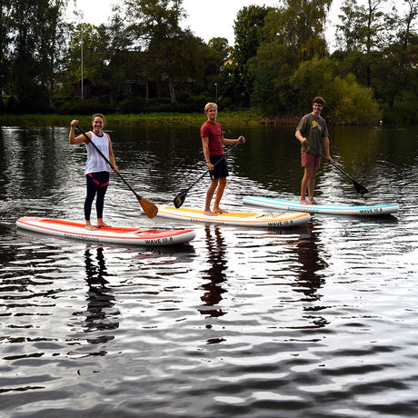 SUN Wave 10.8 – uppblåsbar allround-SUP för lek, fritid och stabil paddling i varierade förhållanden.