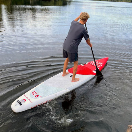 SUN Zenit 12.6 – uppblåsbar touring-SUP med bra glid, riktningsstabilitet och packkapacitet för utflykter och längre turer