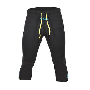 Framsida av Peak UK Strides neoprenbyxor – tekniskt underställ för kajak och kall paddling
