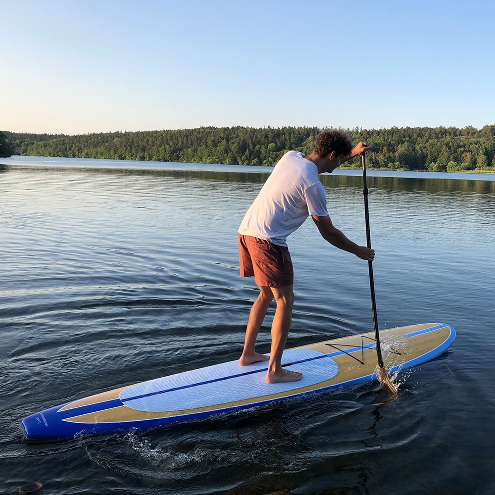 Paddleboard i glasfiber från SUN – hård SUP med elegant wood-design