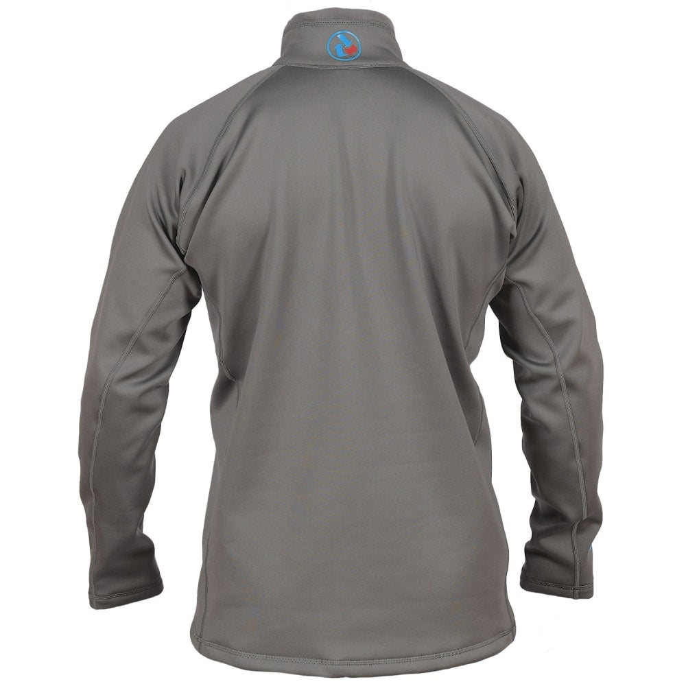 Baksida av Peak UK Stretch Fleece underställ – visar passformen för kajakpaddling