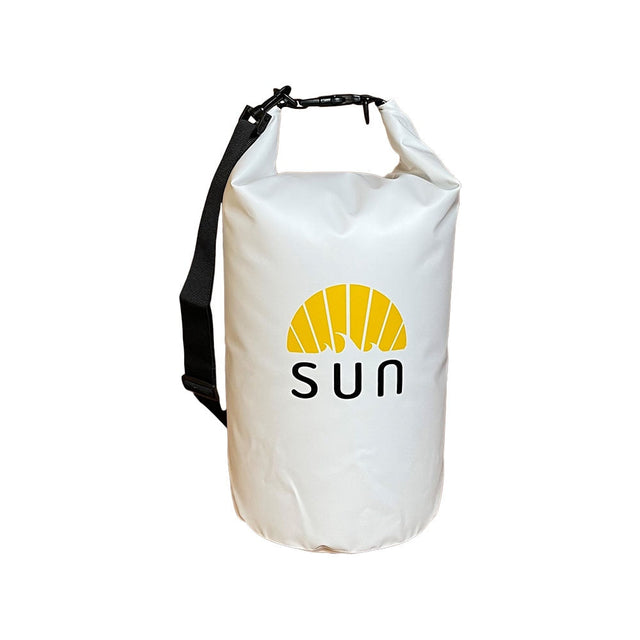 En vit Drybag för SUP och SUN paddelboard visad på en produktvisning.